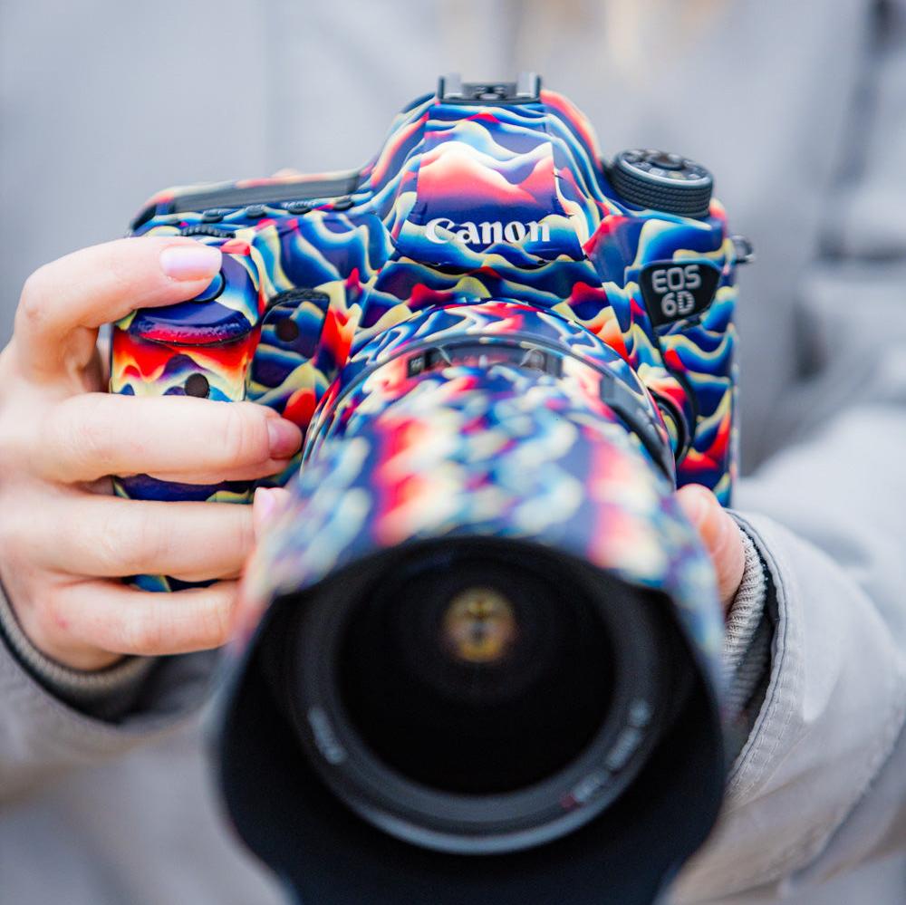 Canon 6D Mark I and 24-70mm f2.8 with a vinyl wrap skin on Sunset Peaks